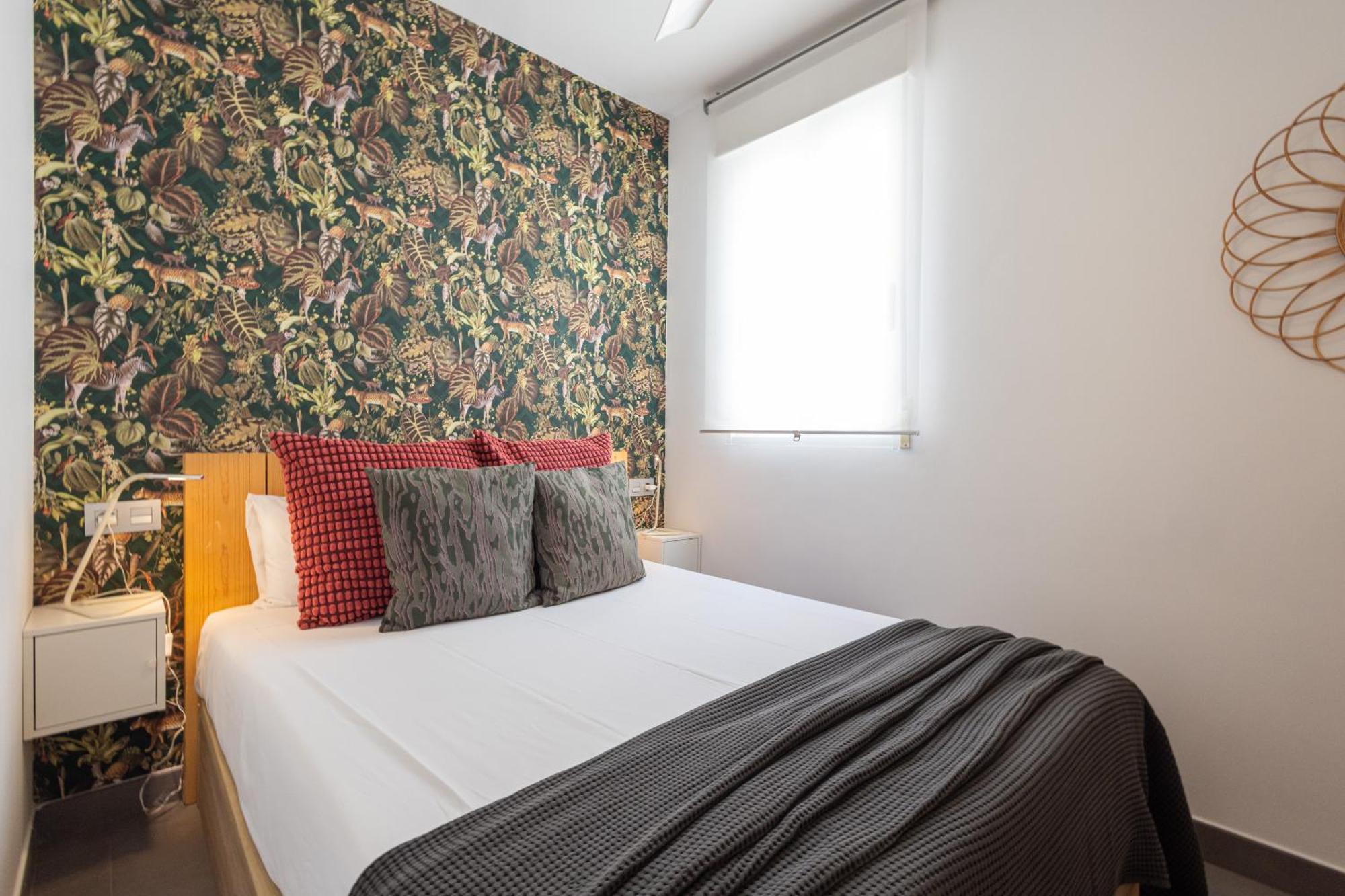 Florit Flats - Stylish 2 Bedroom Ac Wifi Terrace Attic In Valencia Center エクステリア 写真