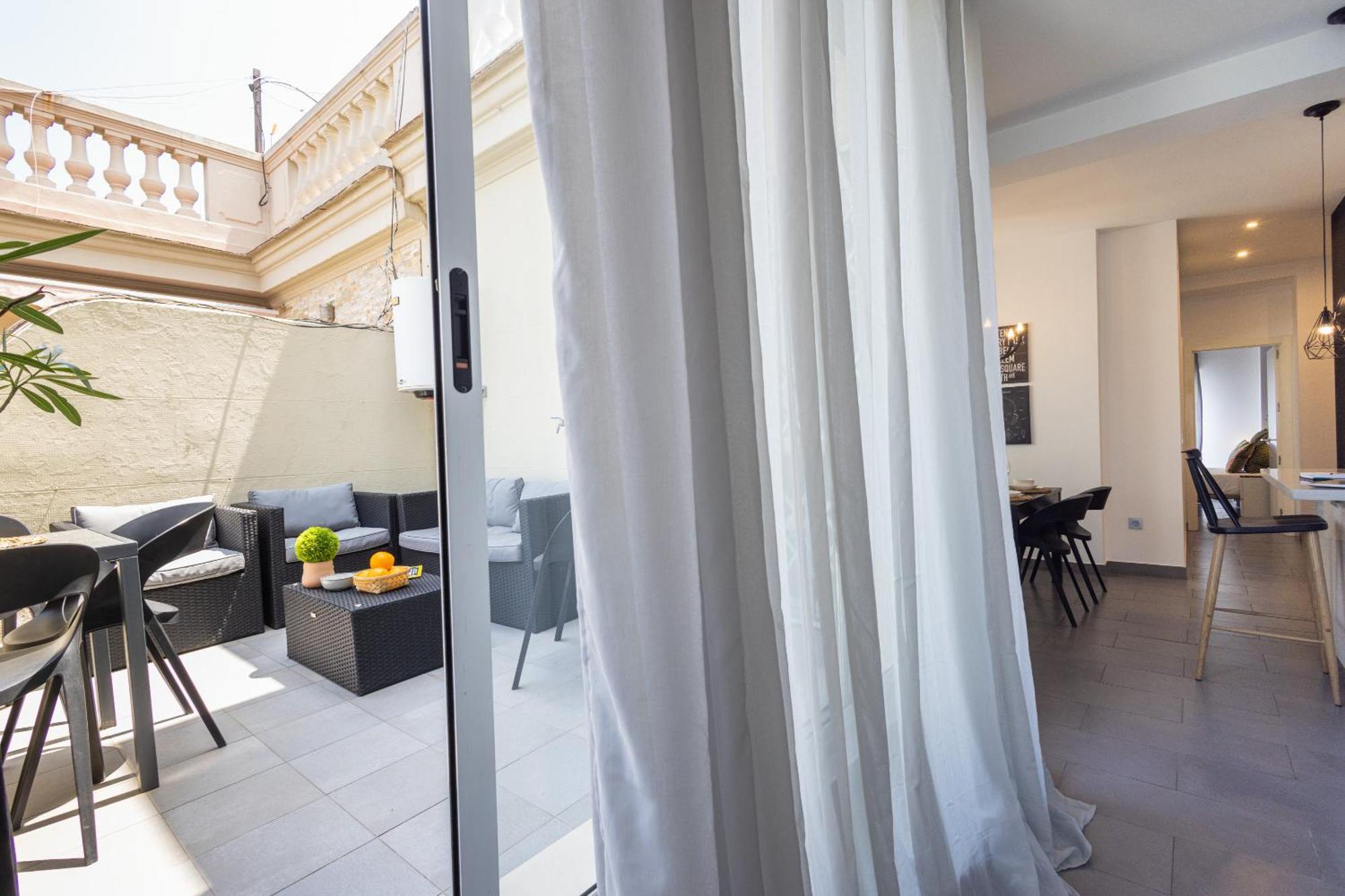 Florit Flats - Stylish 2 Bedroom Ac Wifi Terrace Attic In Valencia Center エクステリア 写真