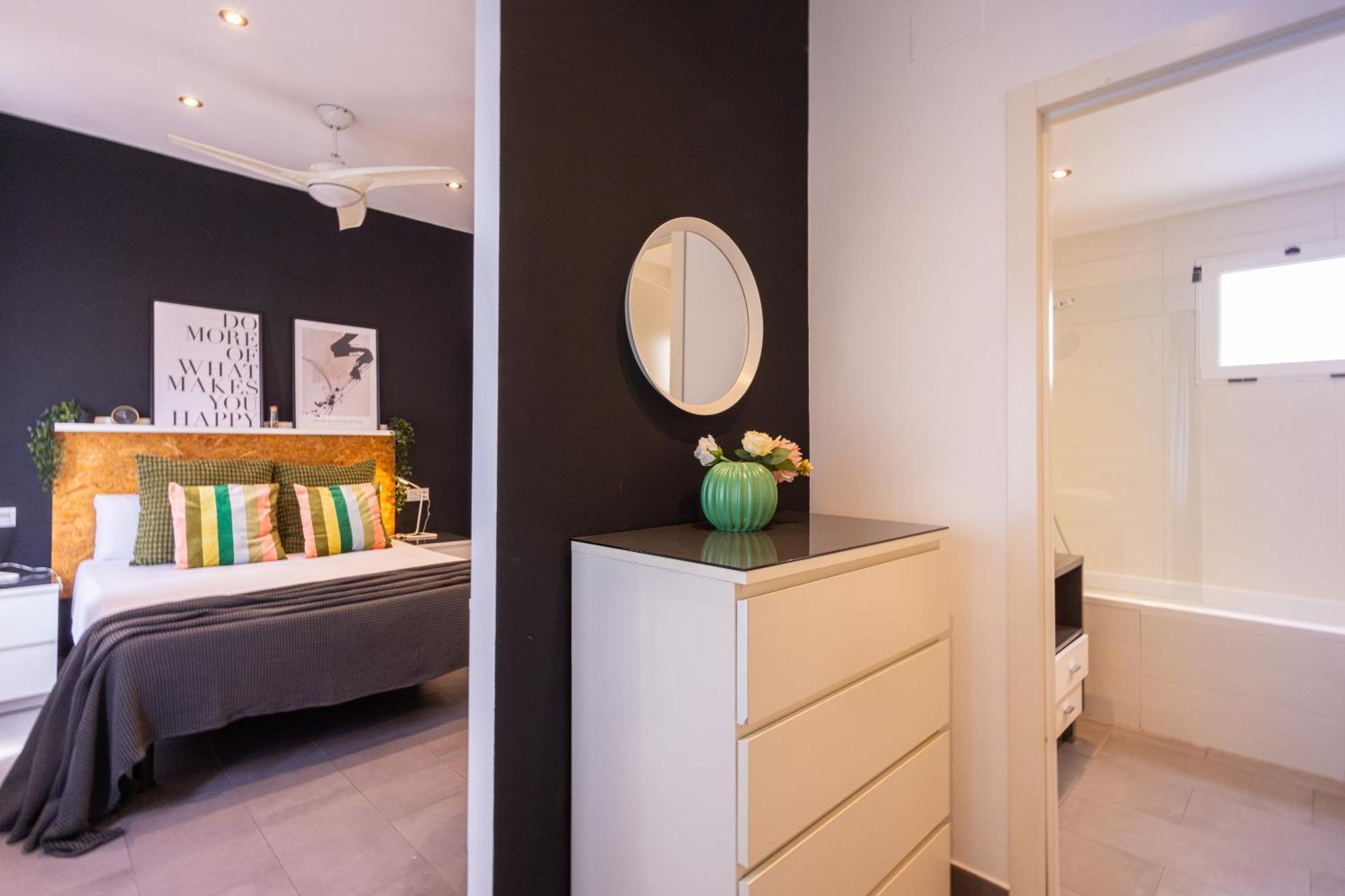 Florit Flats - Stylish 2 Bedroom Ac Wifi Terrace Attic In Valencia Center エクステリア 写真